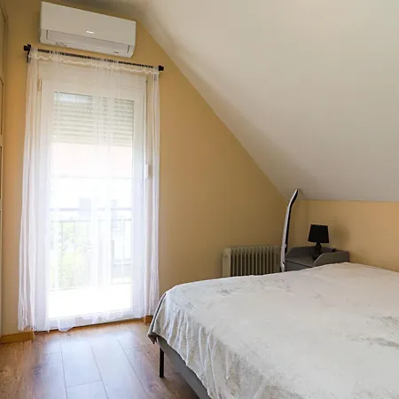 Golden 2 Hálószobás *