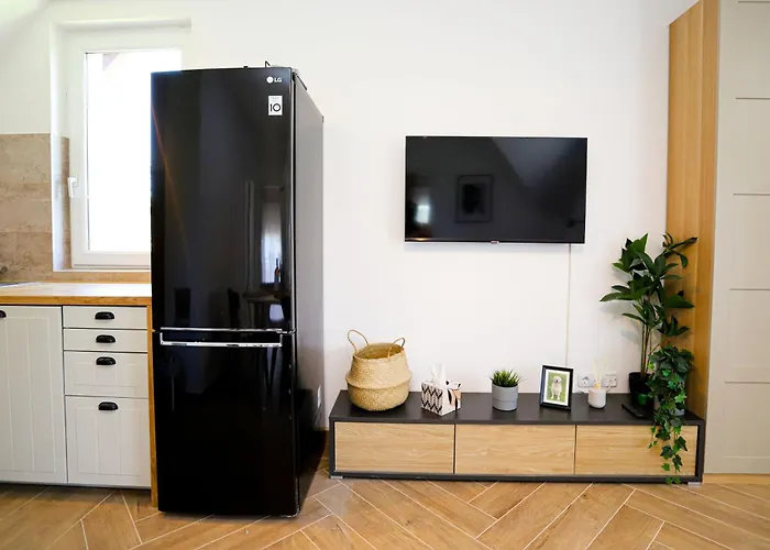 Golden 2 Haloszobas Lakas * Balatonlelle