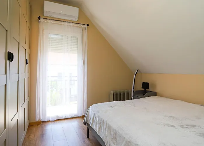 Golden 2 Haloszobas Lakas *